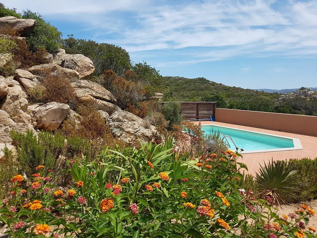 Villa Mavi With Solarium And Seaview, Swimming Pool 0*, Costa Paradiso